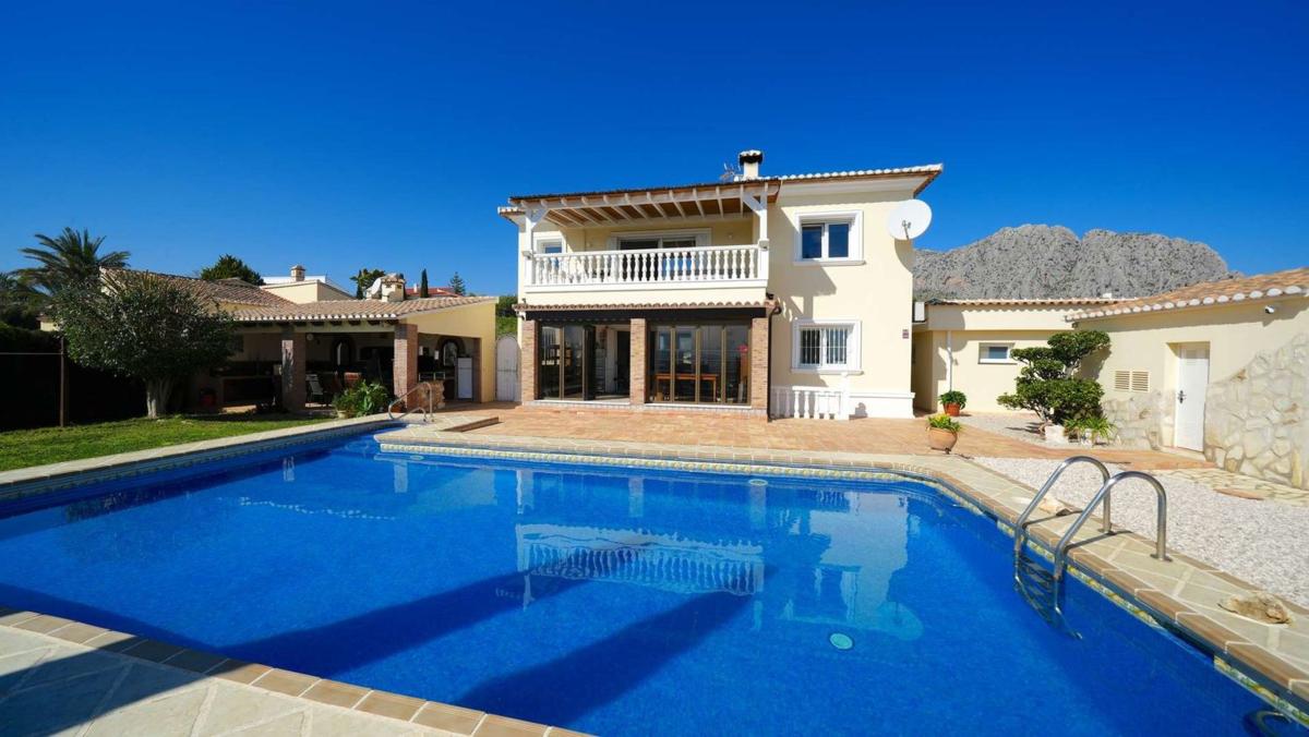 Propiedades en venta y alquiler en España photo 2
