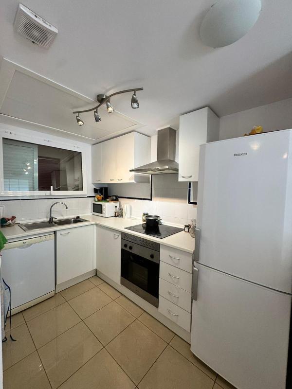 Precioso apartamento en planta baja con jardín privado, terraza y piscina en Orihuela Costa, Ориуэла
 photo 4