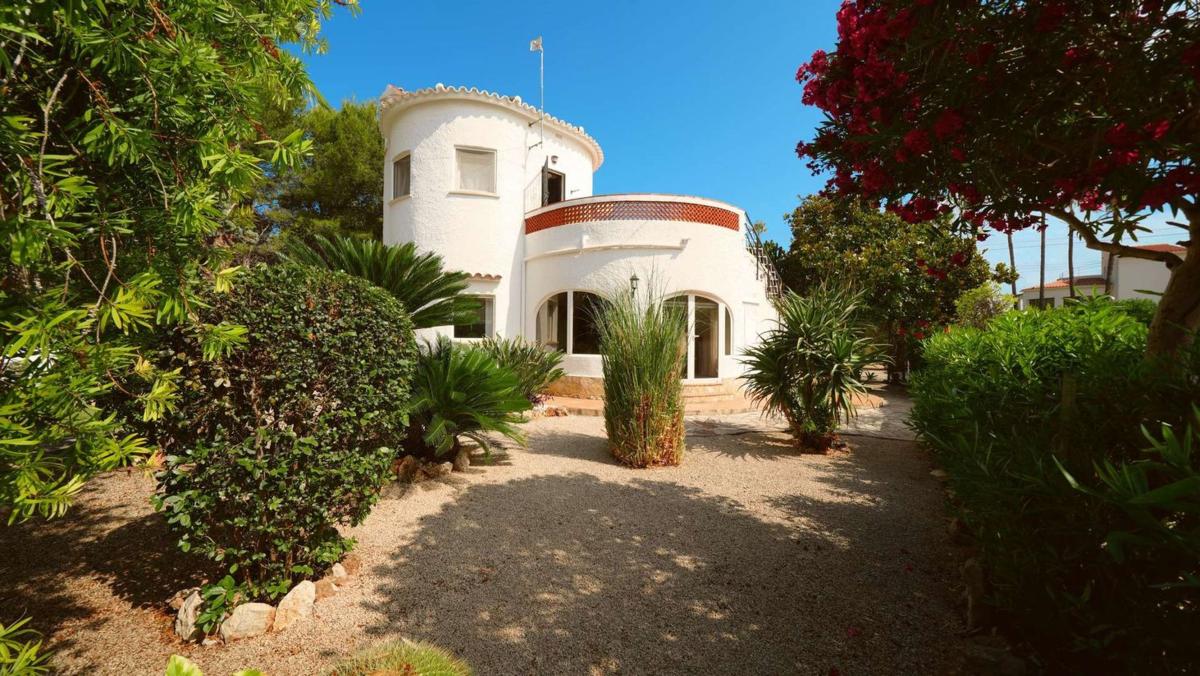 Properties for sale and rent in Spain photo 5