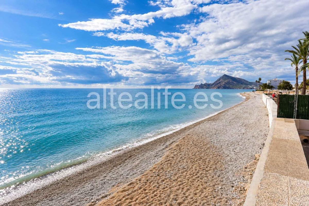 Продажа квартиры на Piso en Cap-negret, Zona l'Olla, Altea, Алтея
 photo 2