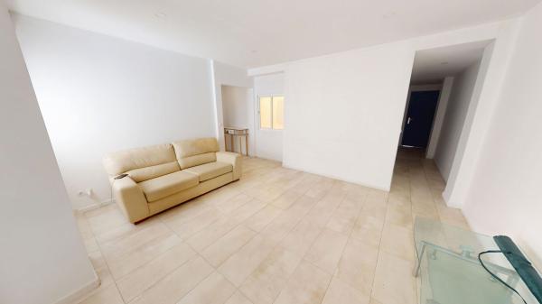 Продажа квартиры на Piso en Calle Francisco Montero Pérez, Los Ángeles, Alicante / Alacant, Аликанте / Алакант
 photo 4