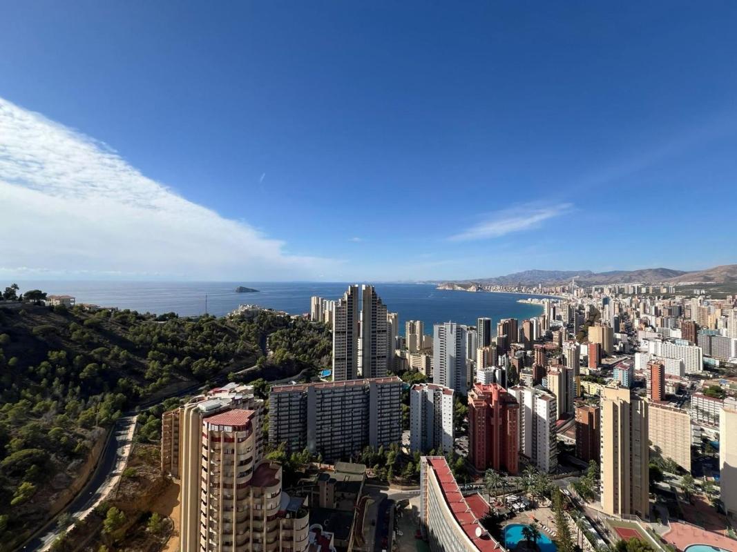 Продажа квартиры на Piso en Zona Sierra Helada, Benidorm, Бенидорм
photo 1