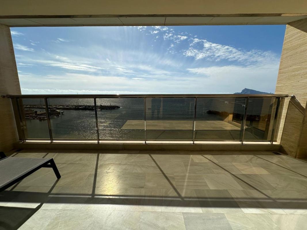 Продажа квартиры на Piso en Zona de Mascarat, Altea, Алтея
 photo 5