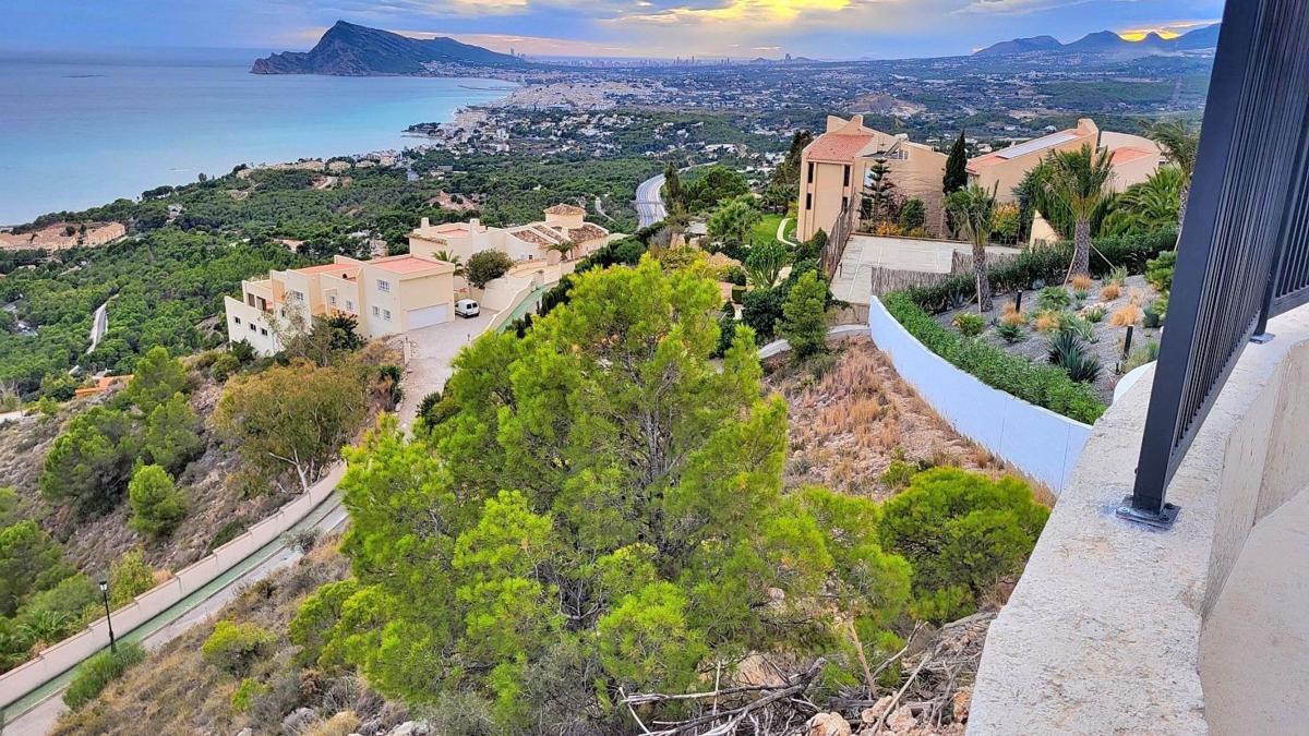 Terreno en venta en Altea, Alicante photo 3