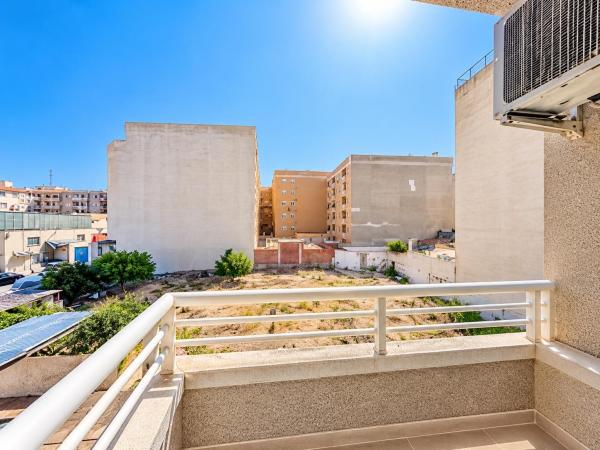 Apartamento en venta con inquilina y rentabilidad desde el primer día en la zona El Molino – Torrevieja, Torrevieja
 photo 4