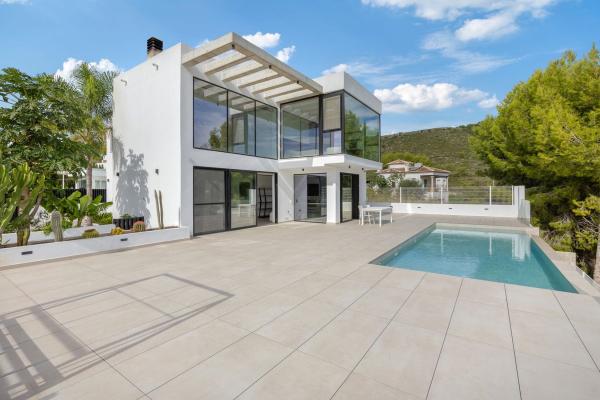Chalet wolnostojący na sprzedaż w Casa o chalet en La Lluca - La Tarraula, Jávea/Xàbia, Jávea/Xàbia photo 1