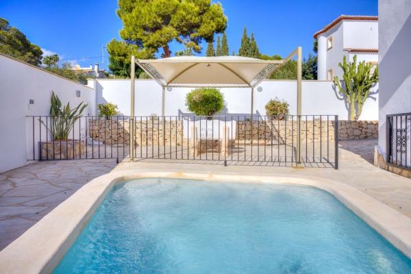 Частный шале на продаже в Casa o chalet en Paichi, Moraira, Морайра thumbnail 2