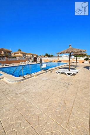 Частный шале на продаже в Casa o chalet en Los Balcones - Los Altos del Edén, Torrevieja, Торревьеха photo 1