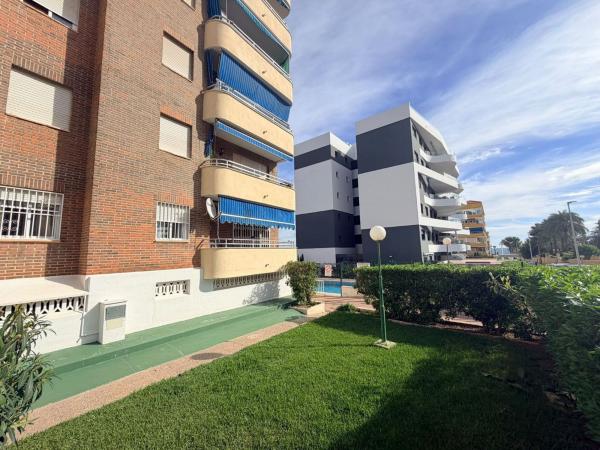 Sprzedaż mieszkania w Piso en Calle Pleamar, 5, Punta Prima, Torrevieja, Torrevieja
thumbnail 2