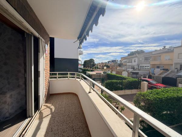 Sprzedaż mieszkania w Piso en Calle Pleamar, 5, Punta Prima, Torrevieja, Torrevieja
 photo 4