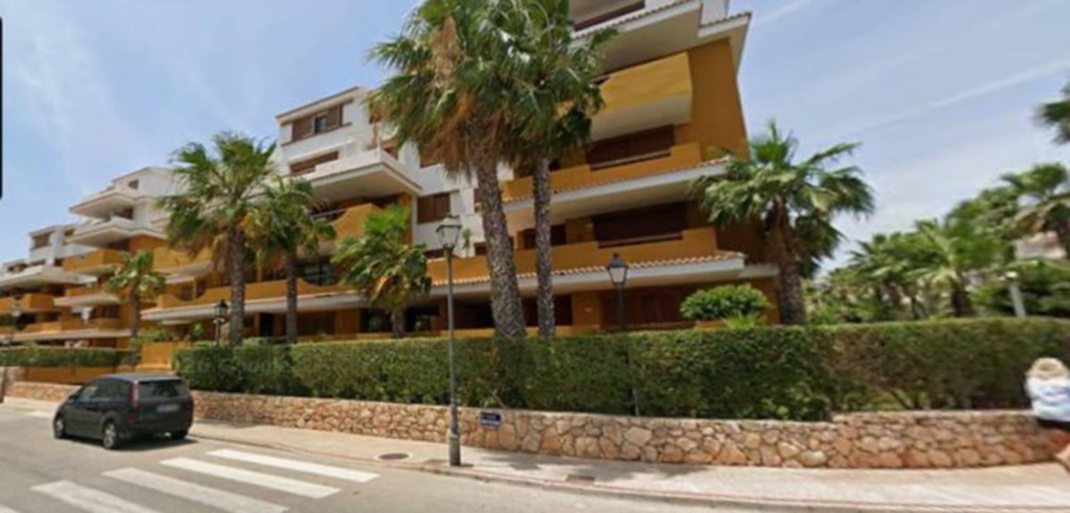 Venta de piso en Piso en Calle Mar Rizada, 1, Punta Prima, Torrevieja, Torrevieja
photo 1
