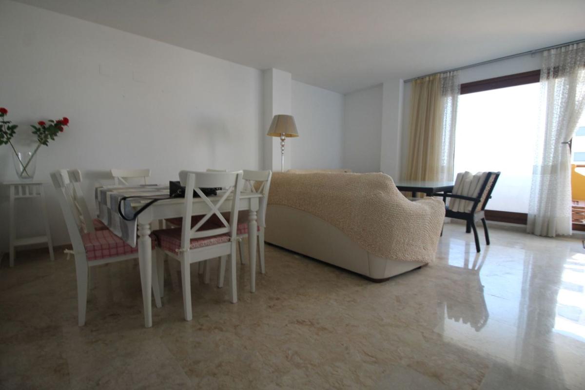 Venta de piso en Piso en Calle Mar Rizada, 1, Punta Prima, Torrevieja, Torrevieja
photo 4