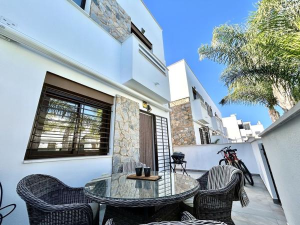 Chalet adosado en Calle Juan XXIII s/n, Torre de la Horadada, Pilar de la Horadada photo 1