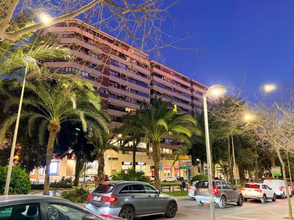 Sale of flat in Piso en Avenida Oscar Espla, Benalúa, Alicante / Alacant, Alicante
 photo 2