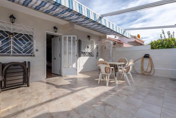 Chalet pareado en La Siesta - El Salado - Torreta, Torrevieja thumbnail 2