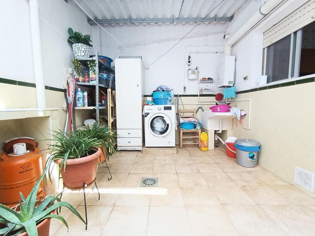 Недвижимость на продажу и в аренду в Испании photo 1