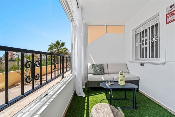 Sale of flat in Piso en La Zenia, Orihuela, Orihuela
thumbnail 2