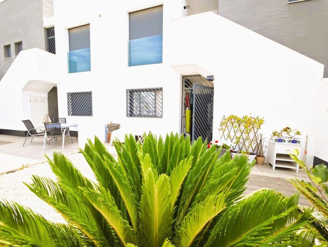 Sale of apartment in Piso en La Zenia, Orihuela, Orihuela
photo 2