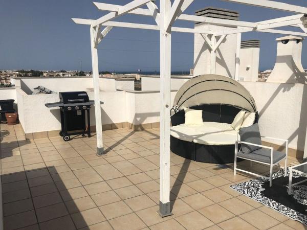 Sprzedaż mieszkania w Piso en Zeniamar, Orihuela, Orihuela
thumbnail 2