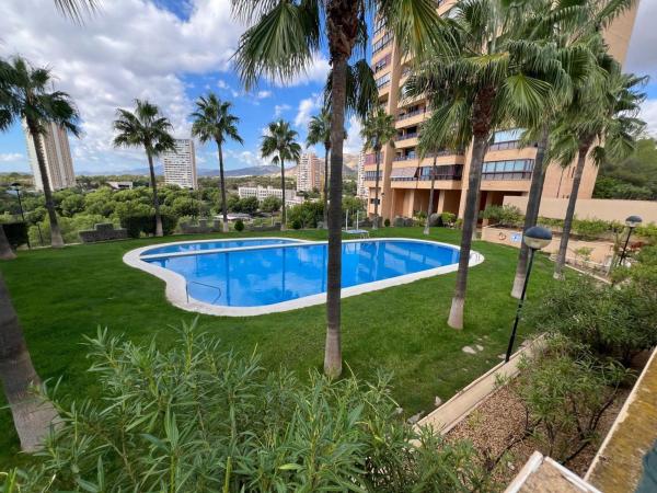 Продажа квартиры на Piso en Calle Presidente Adolfo Suárez, Pueblo Poniente, Benidorm, Бенидорм
thumbnail 2