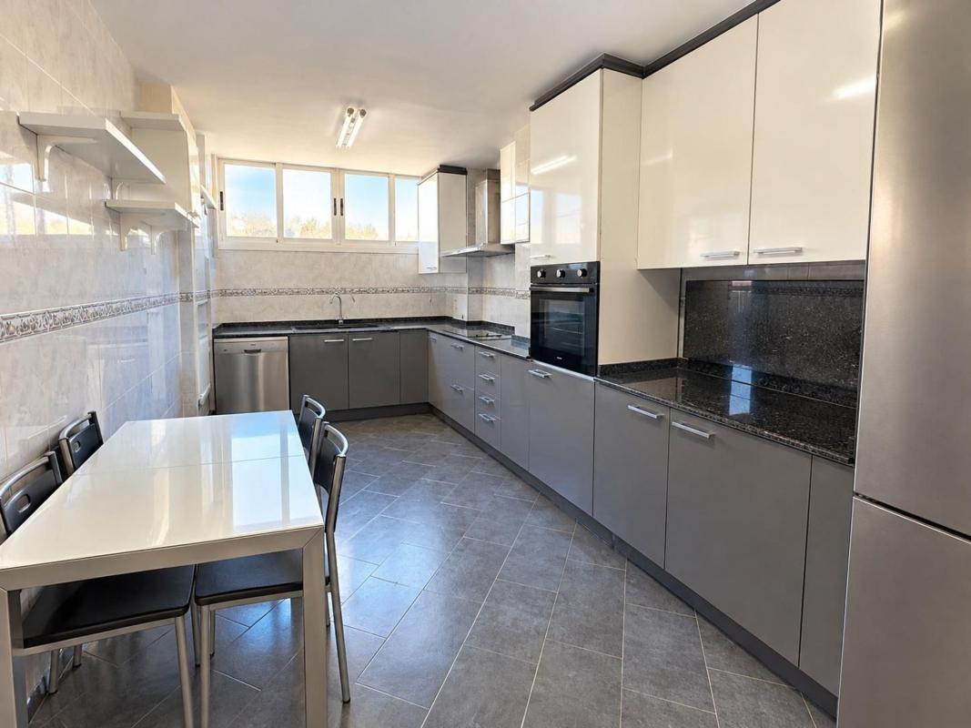 Venta de piso en Piso en Calle José Gómez Mompean, 27, Carrús Este, Elche / Elx, Elche / Elx
photo 1