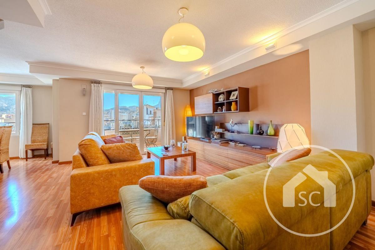 Sale of apartment in Piso en Plaza Castelar - Mercado Central, Elda, Elda
photo 1