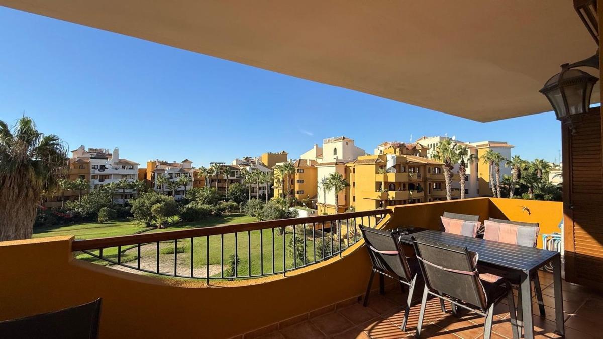 Sprzedaż mieszkania w Piso en Punta Prima, Torrevieja, Torrevieja
photo 2