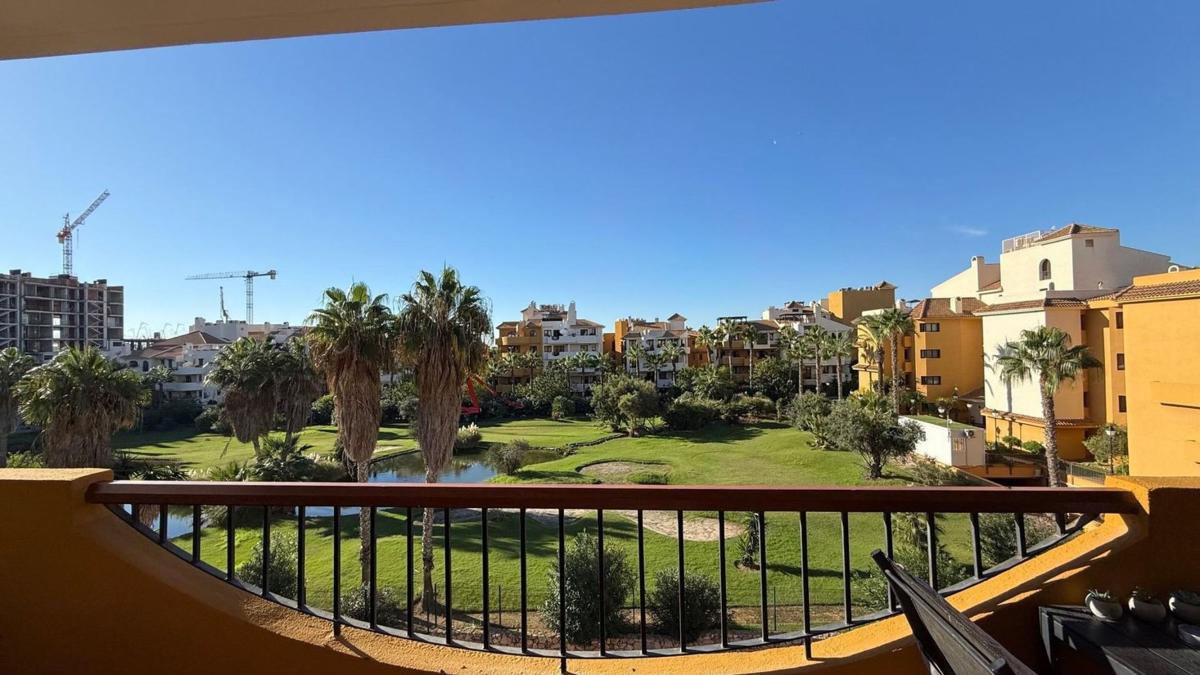 Sprzedaż mieszkania w Piso en Punta Prima, Torrevieja, Torrevieja
photo 3