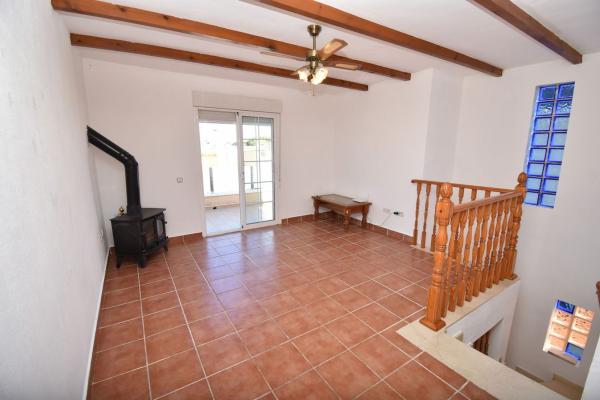 Частный шале на продаже в  Casa o chalet en Blue Lagoon - Galán, San Miguel de Salinas, Сан-Мигель-де-Салинас photo 2