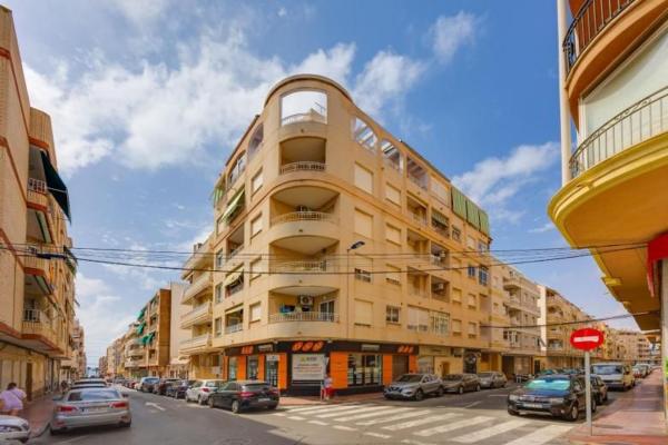 Sale of flat in Piso en Calle Vicente Blasco Ibáñez, Playa del Cura, Torrevieja, Torrevieja
photo 1
