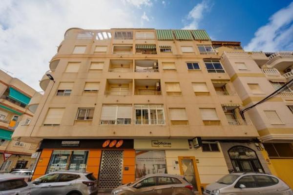 Sale of flat in Piso en Calle Vicente Blasco Ibáñez, Playa del Cura, Torrevieja, Torrevieja
thumbnail 2