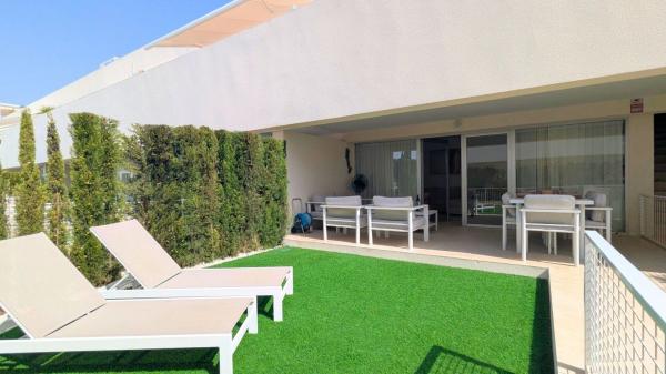Sale of flat in Piso en Los Balcones - Los Altos del Edén, Torrevieja, Torrevieja
photo 1
