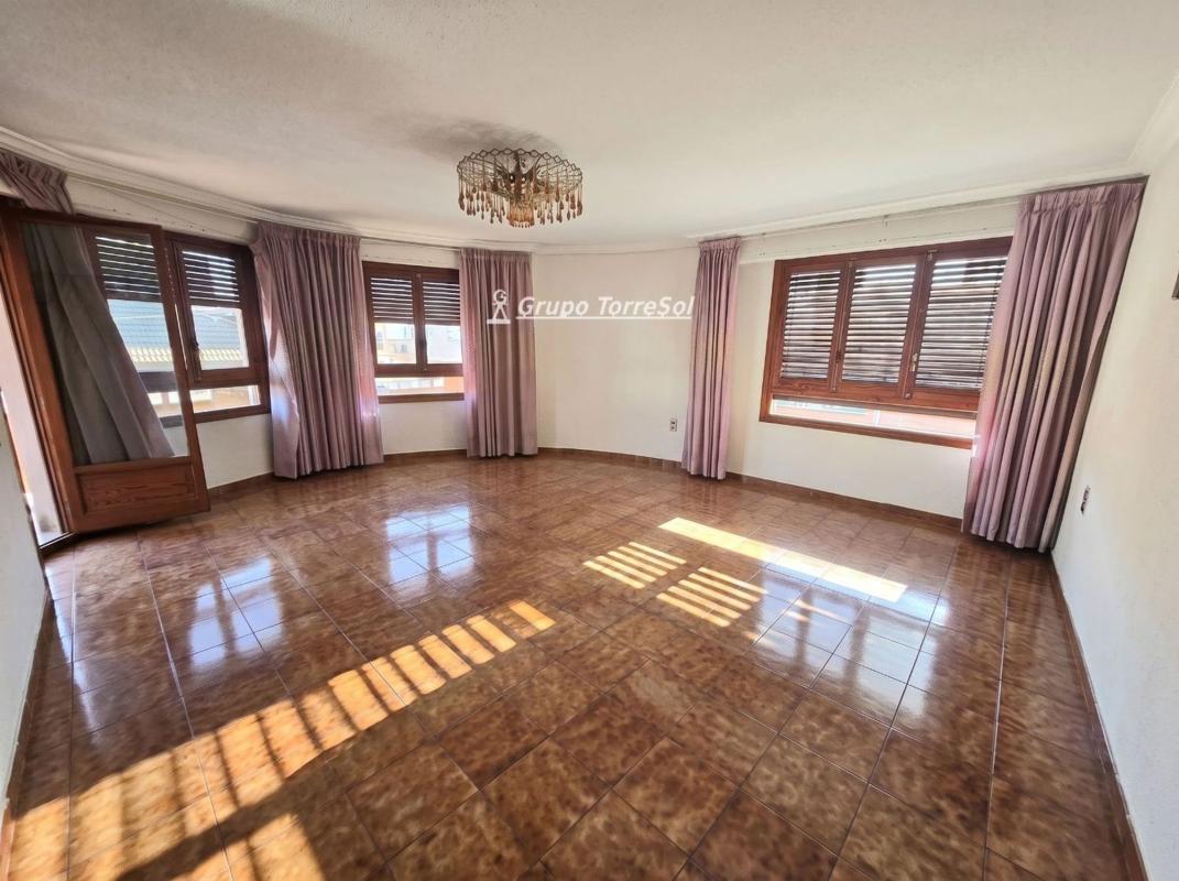 Venta de piso en Piso en Calle Obispo Herrero, Almoradí, Almoradí
photo 2