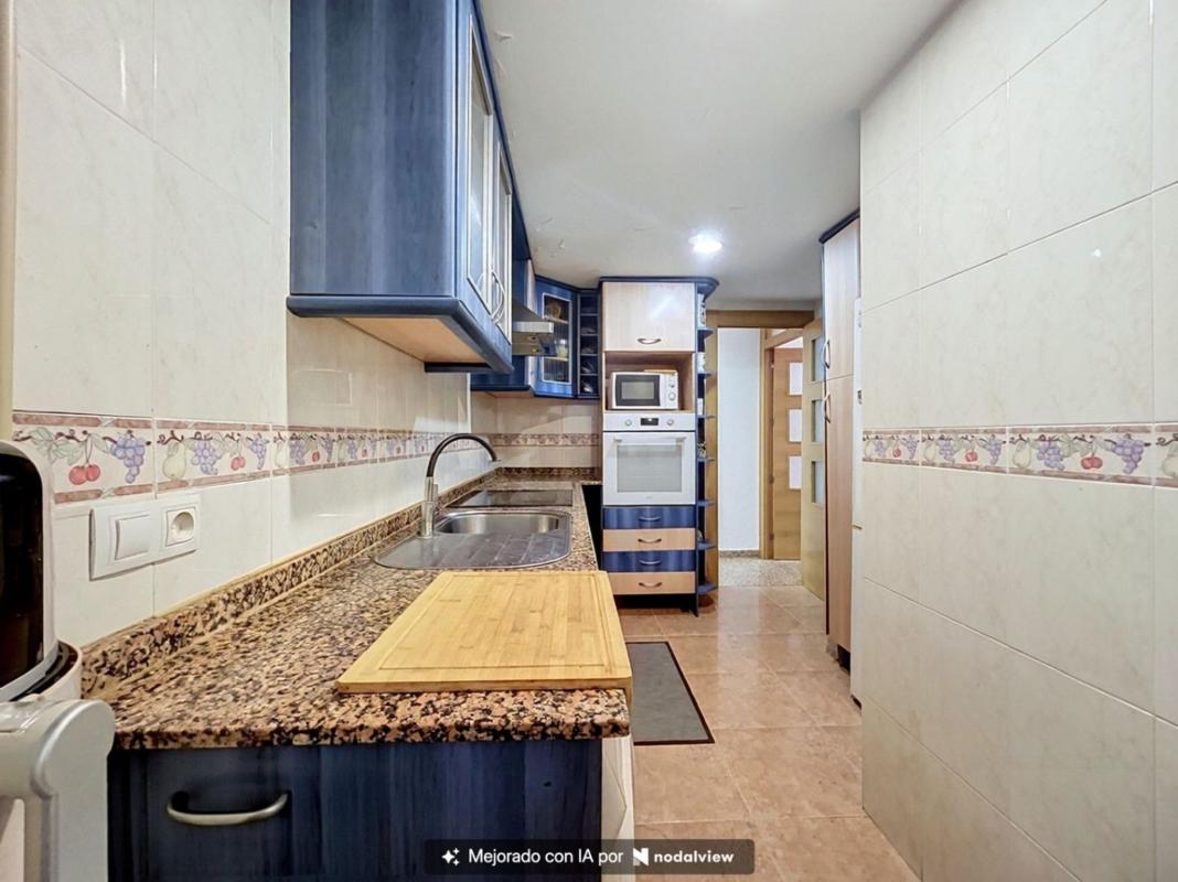 Продажа квартиры на Piso en Centro Urbano, Benidorm, Бенидорм
 photo 4