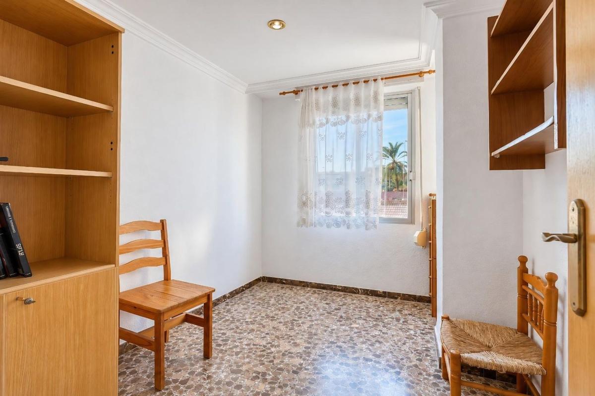 Продажа квартиры на Piso en Calle Vicente Aleixandre, Carrús Oeste, Elche / Elx, Эльче / Эльх
photo 5
